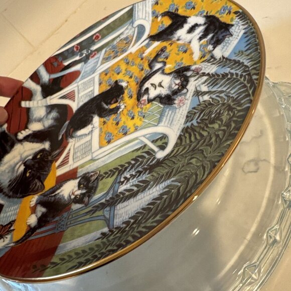 Country Kitties Series By Gre Gerardi “Just For The Fern Of It” Collectors Plate - Picture 10 of 16